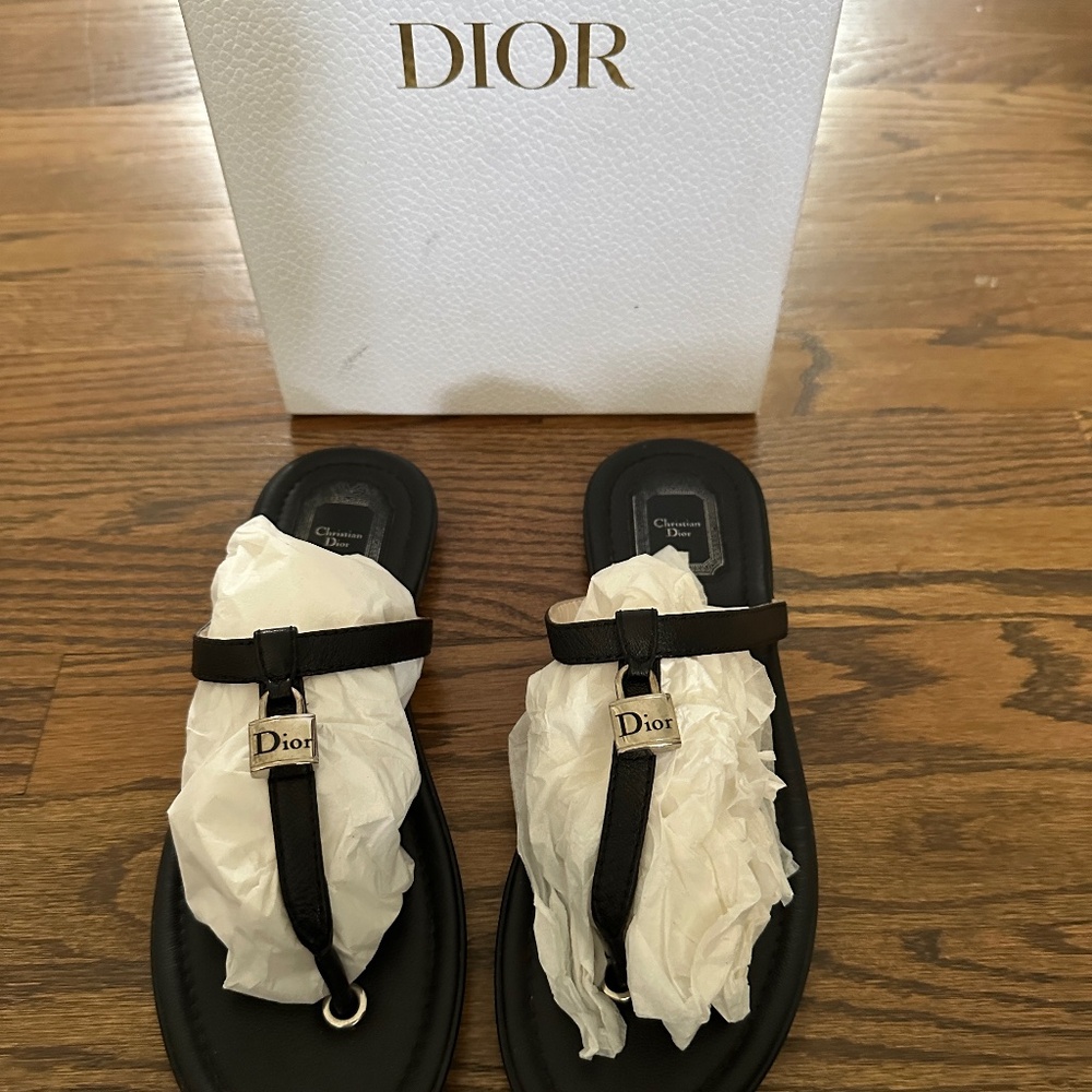 CHRISTIAN DIOR Authentic Padlock Lock Charm Leather Sandals - Sz 39.5 - NWOT!
